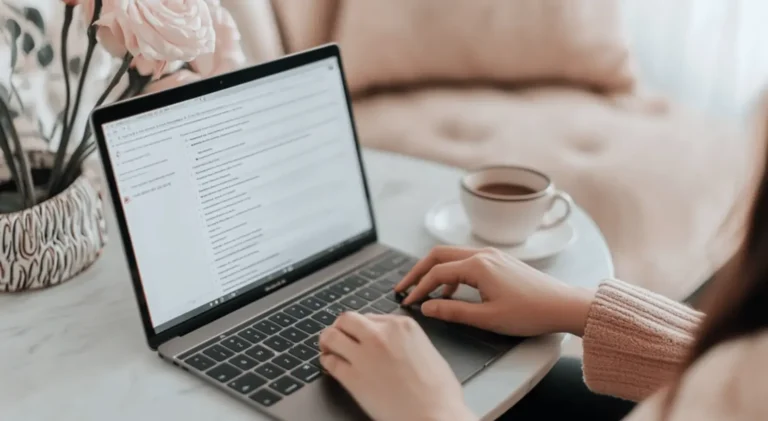 Descubra como lucrar em casa preenchendo formulários online!