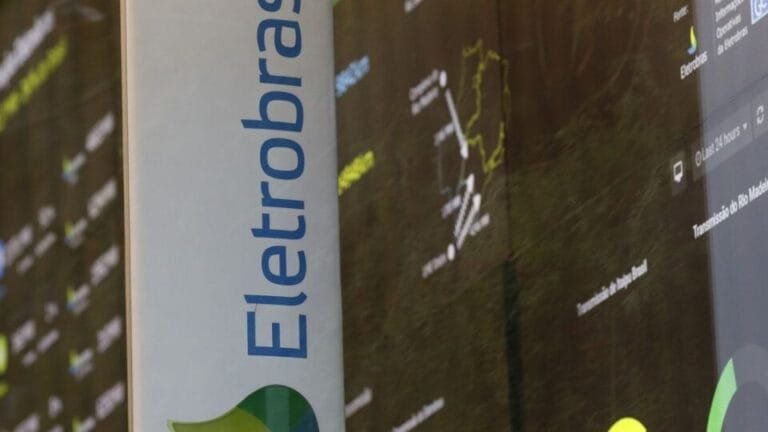 Sindicato da Eletrobras em chamas: críticas contundentes a Bolsonaro e Lula revelam uma crise na política energética!