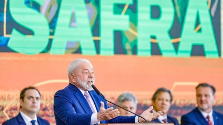 A inflação alimentar está prestes a explodir: como a crise entre Lula e o agronegócio pode afetar o seu bolso?