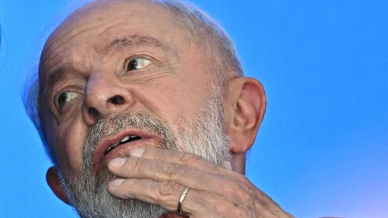 Lula e a Confusão dos Ovos: O Que Realmente Aconteceu com a Isenção de Imposto?