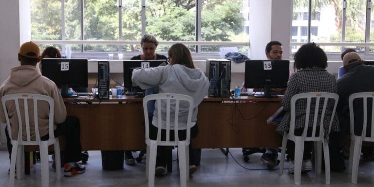 Transforme suas dívidas em liberdade: Participe do Mutirão de Negociação e descubra ofertas imperdíveis!