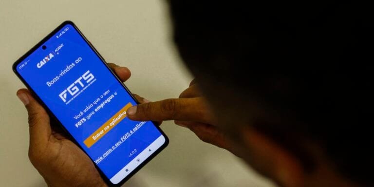 Última chance: como o saque-aniversário do FGTS pode salvar suas finanças em 2025!