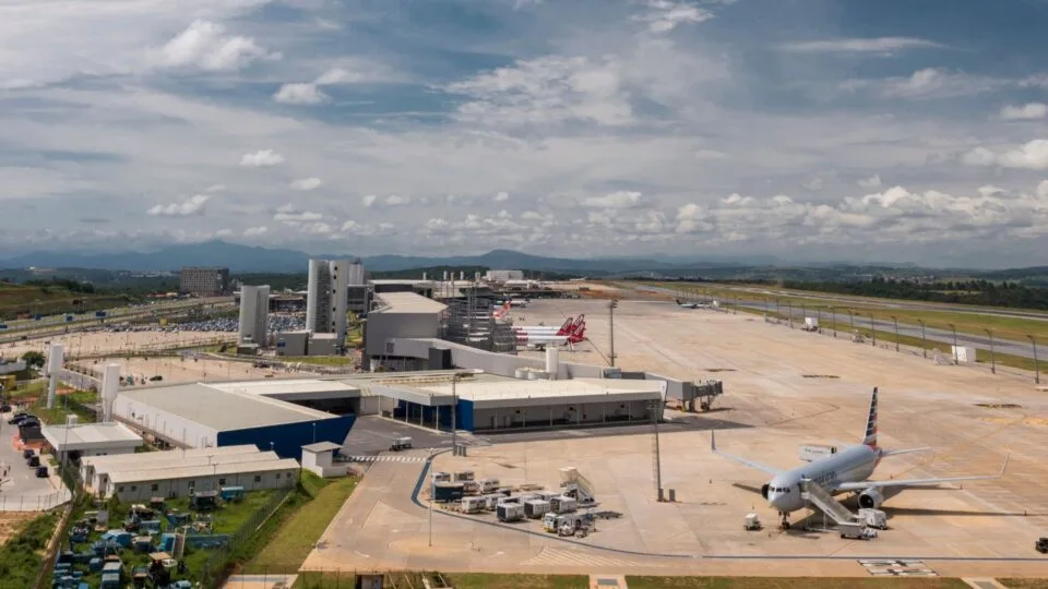 Aeroportos que estão sendo avaliados para venda pela CCR