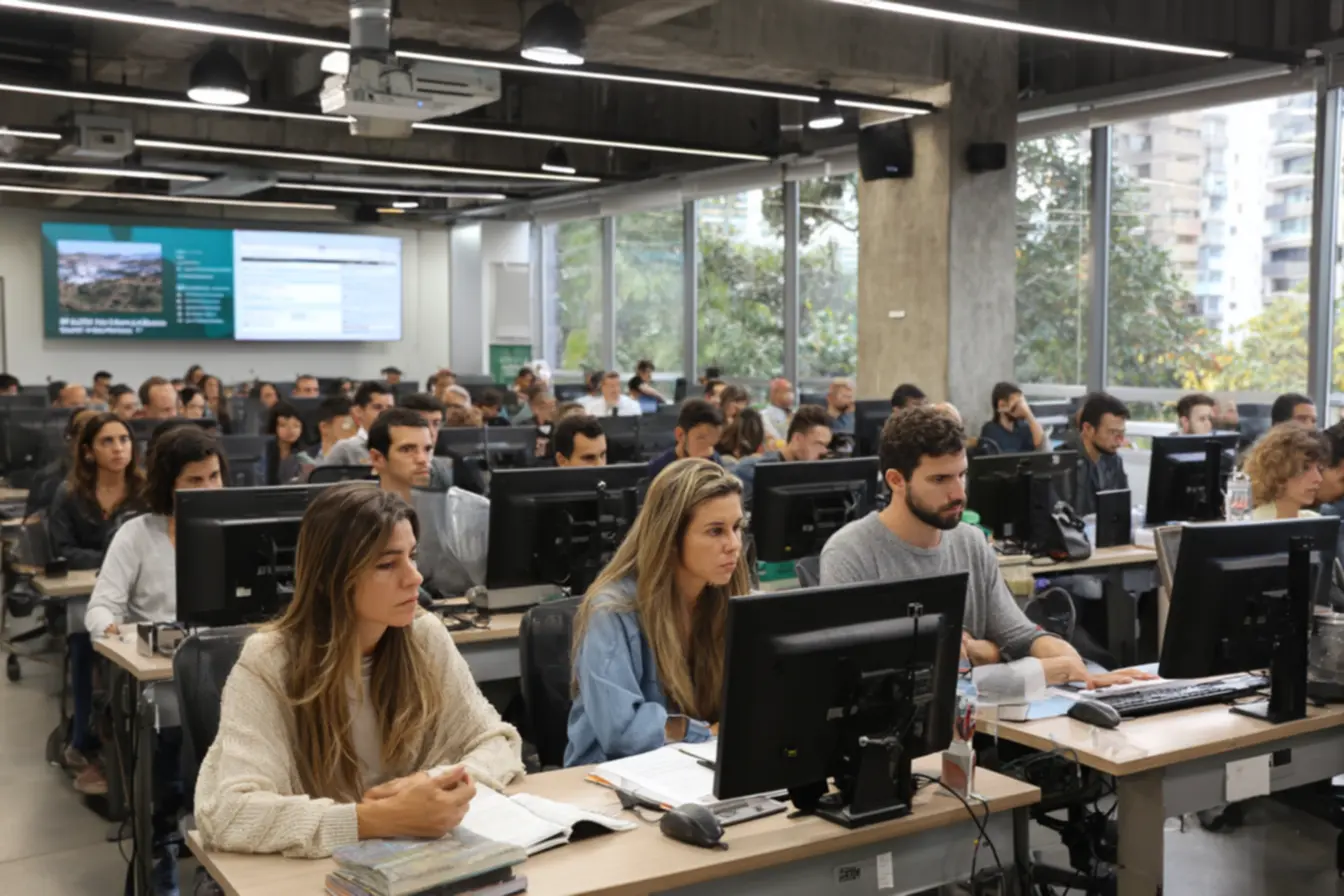 Imagem de concursos públicos ao redor do Brasil